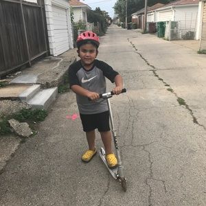 Meet your Posher, Regina